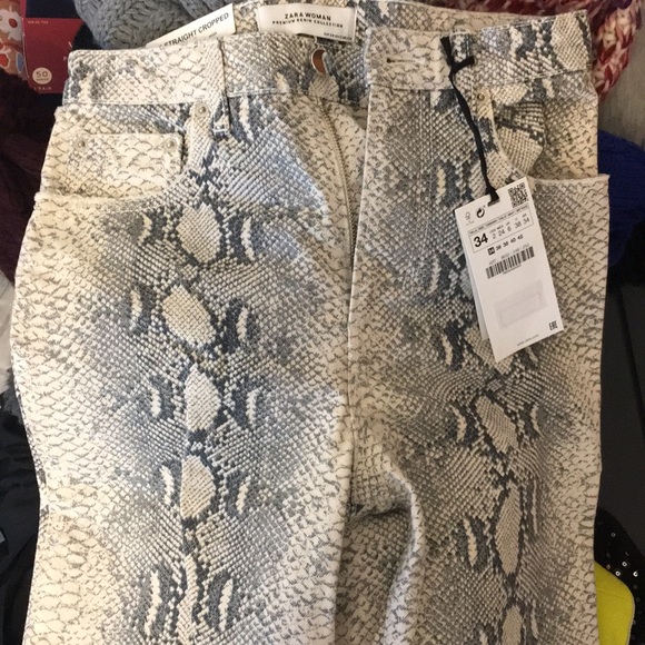 Zara Premium Cropped Snake Print Jeans - Picture 8 of 8